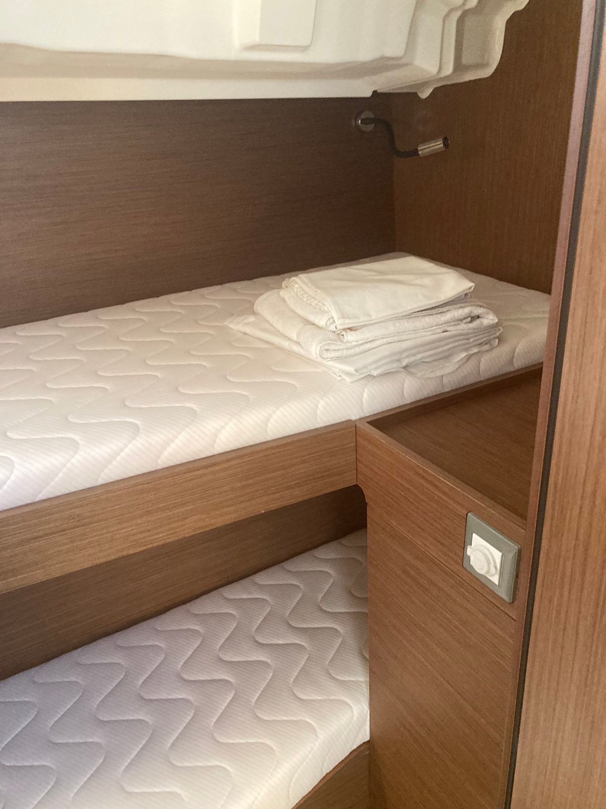 Beneteau Oceanis 46.1 | Evi