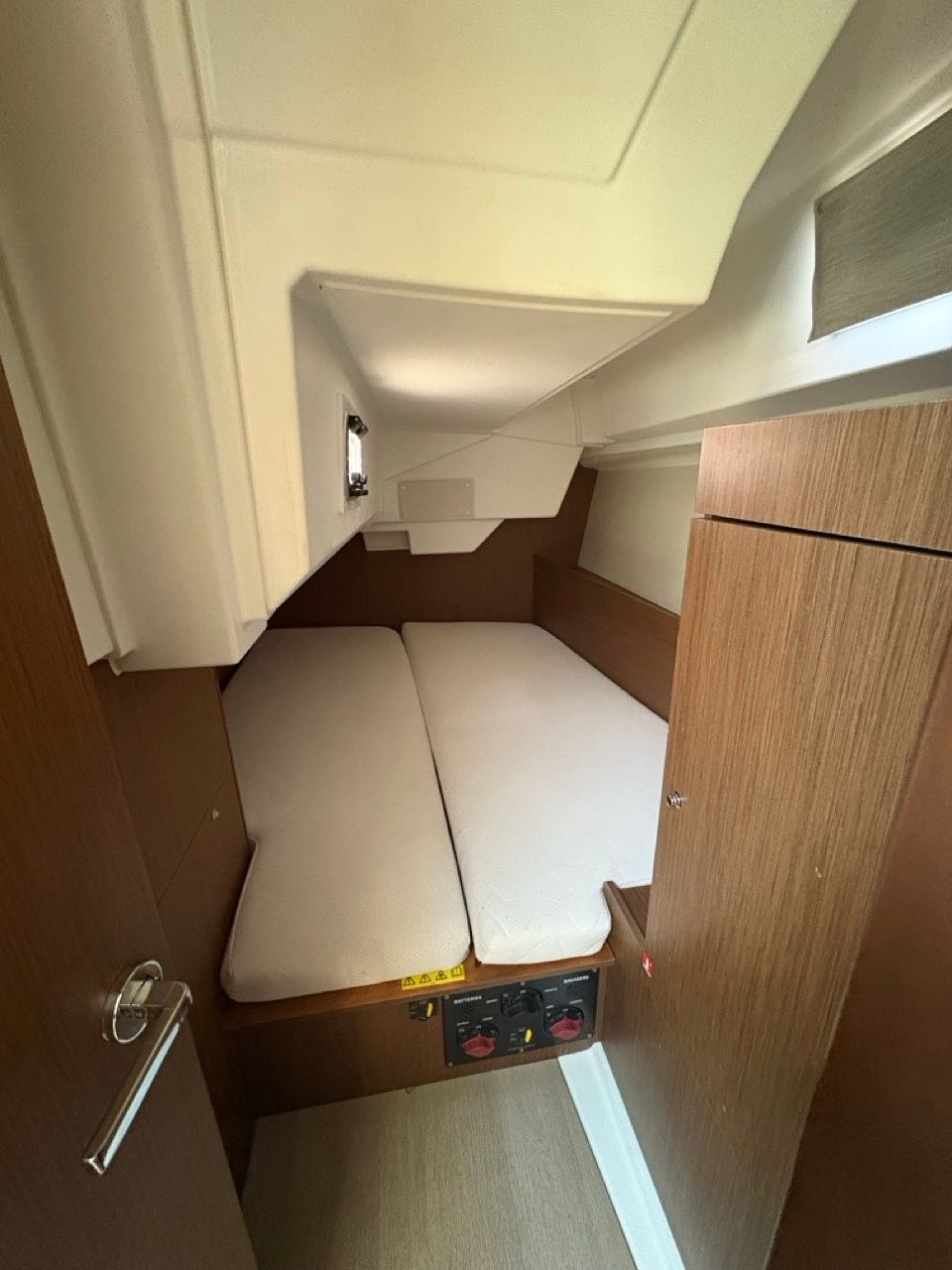 Beneteau Oceanis 38.1 | Maestrale