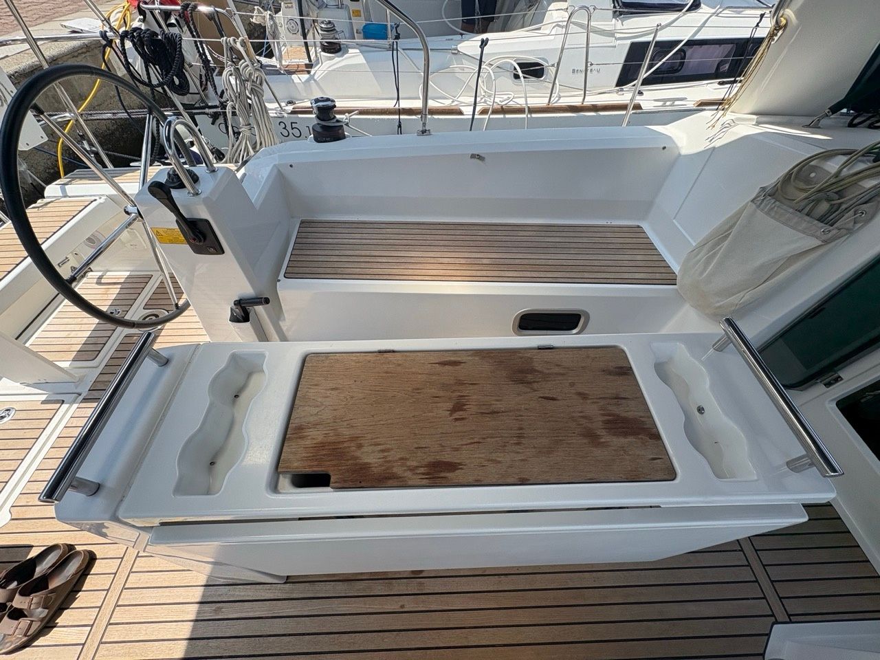 Beneteau Oceanis 38.1 | Maestrale