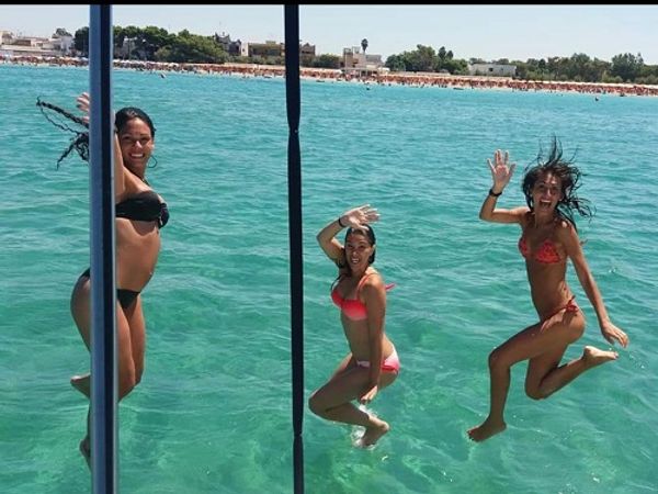 Enterprise 46 | Marina Macrial