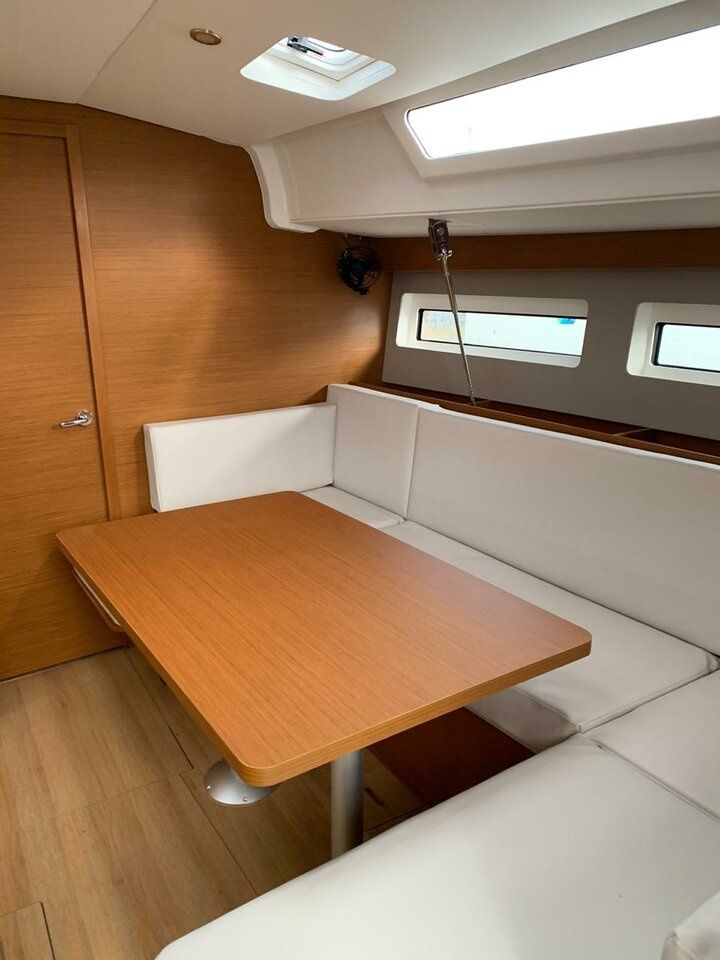 Jeanneau Sun Odyssey 490 | Contigo