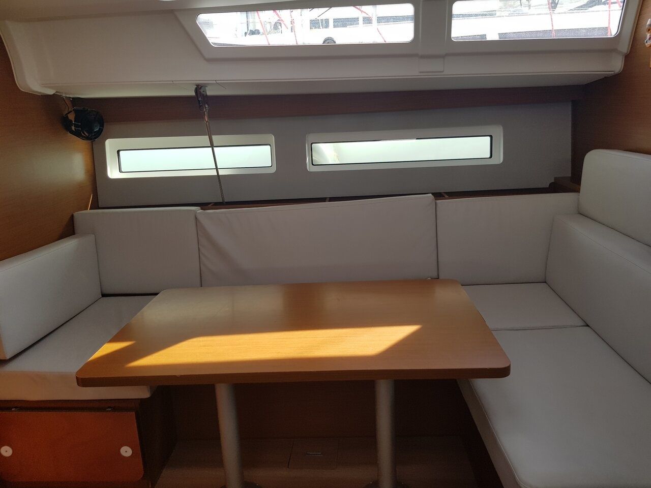 Jeanneau Sun Odyssey 490 | Contigo