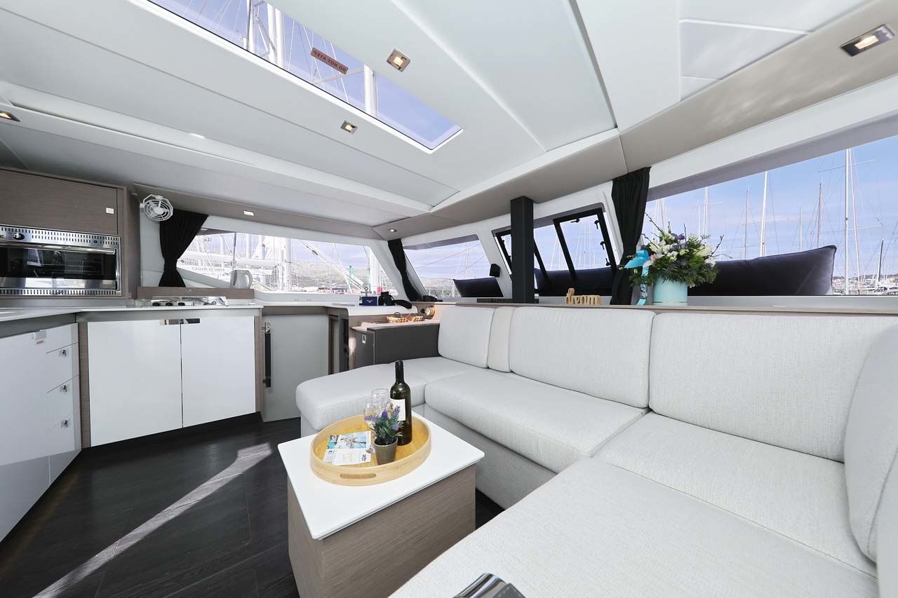 Fountaine Pajot Isla 40 | Chilli