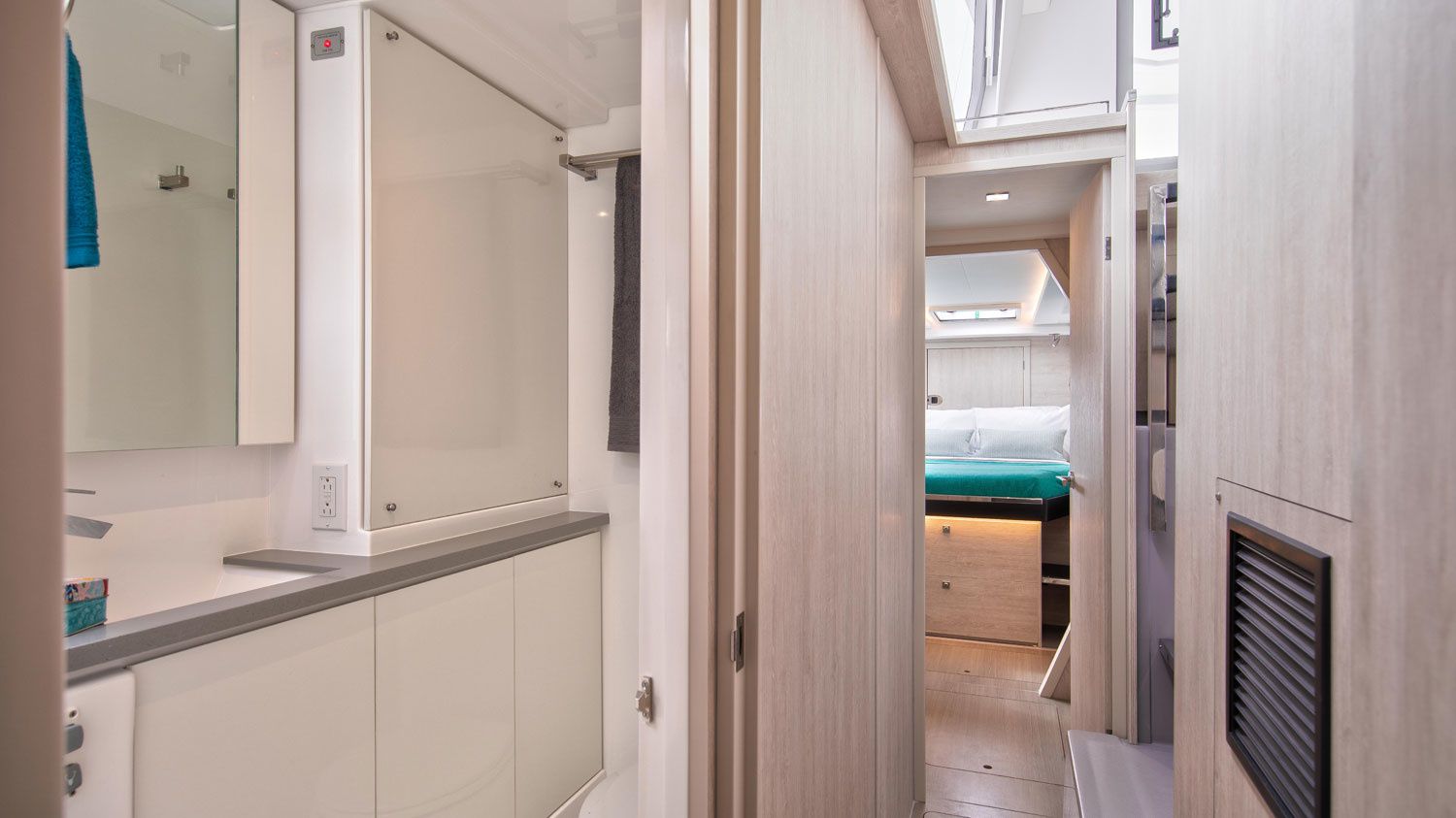 Leopard 45 | La Pelosa 2