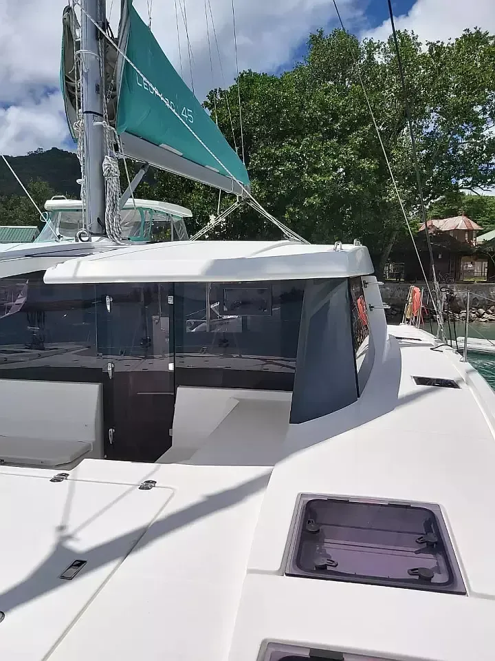 Leopard 45 | La Pelosa 2