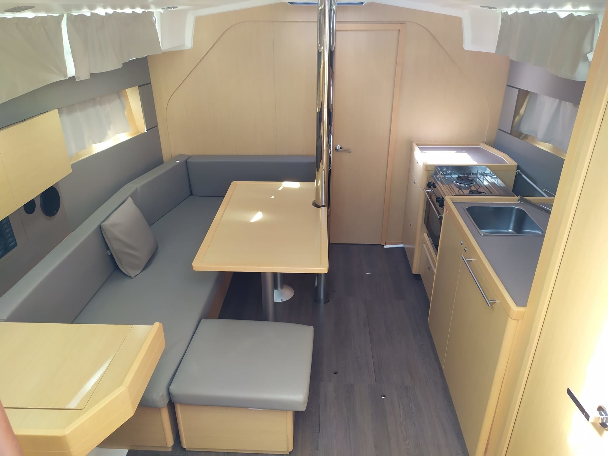 Beneteau Oceanis 38 | Maximo