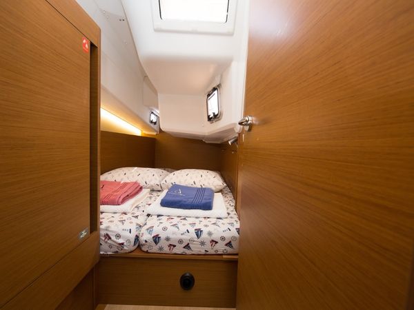 Jeanneau Sun Odyssey 410 | Suncity 3