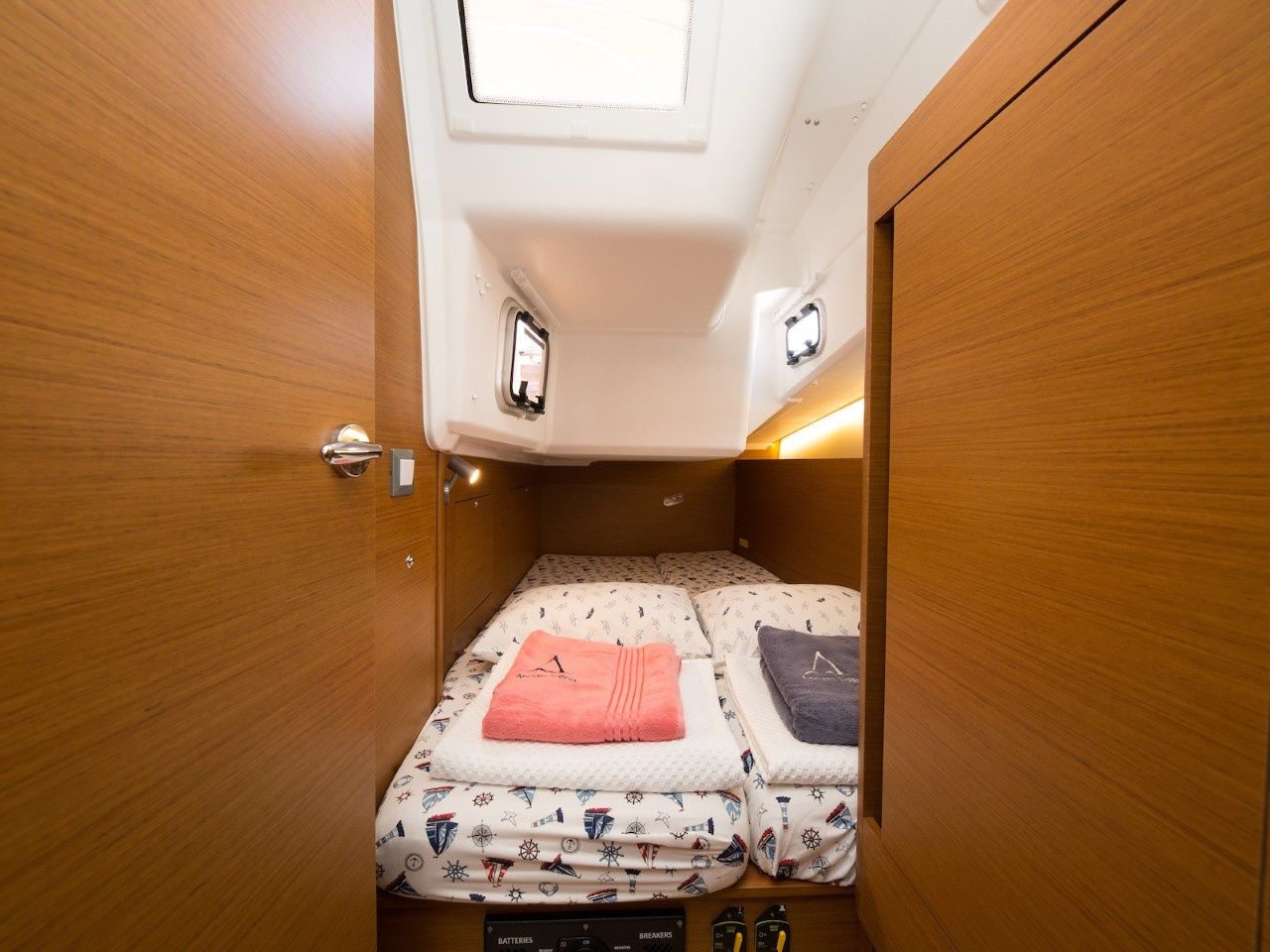 Jeanneau Sun Odyssey 410 | Suncity 3
