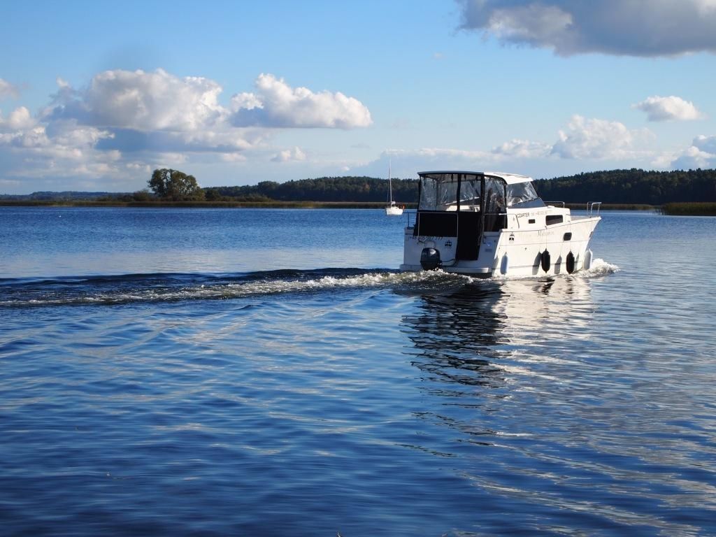 Nautika 830 | Sharq