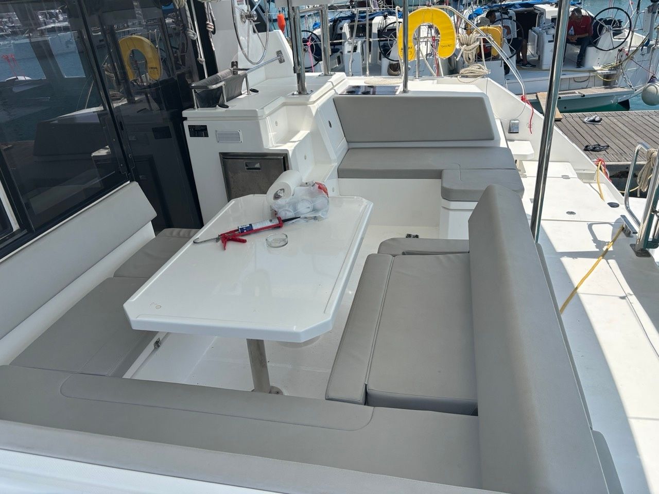 Leopard 42 | Sunsail 22