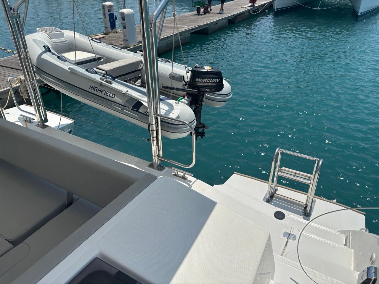 Leopard 42 | Sunsail 22