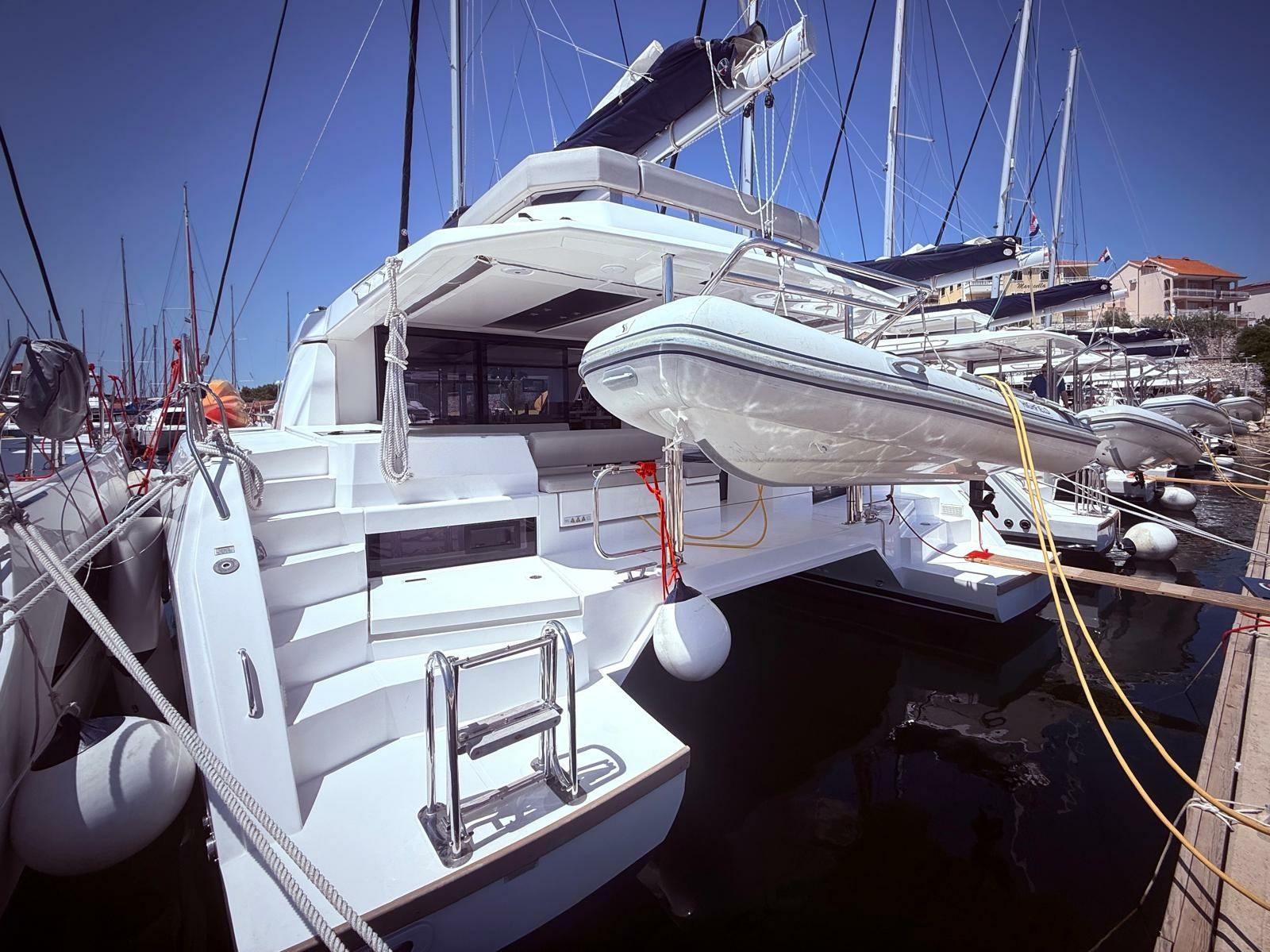 Leopard 45 | Moorings 22