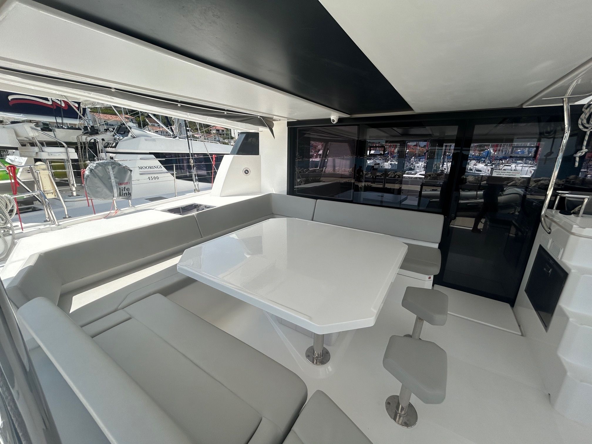 Leopard 50 | Moorings 22