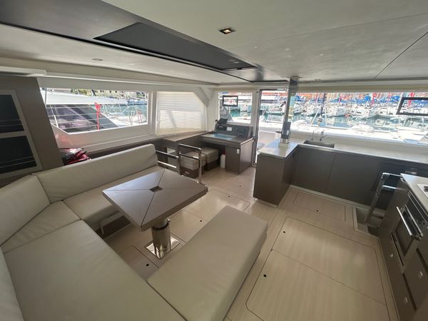 Leopard 50 | Moorings 22