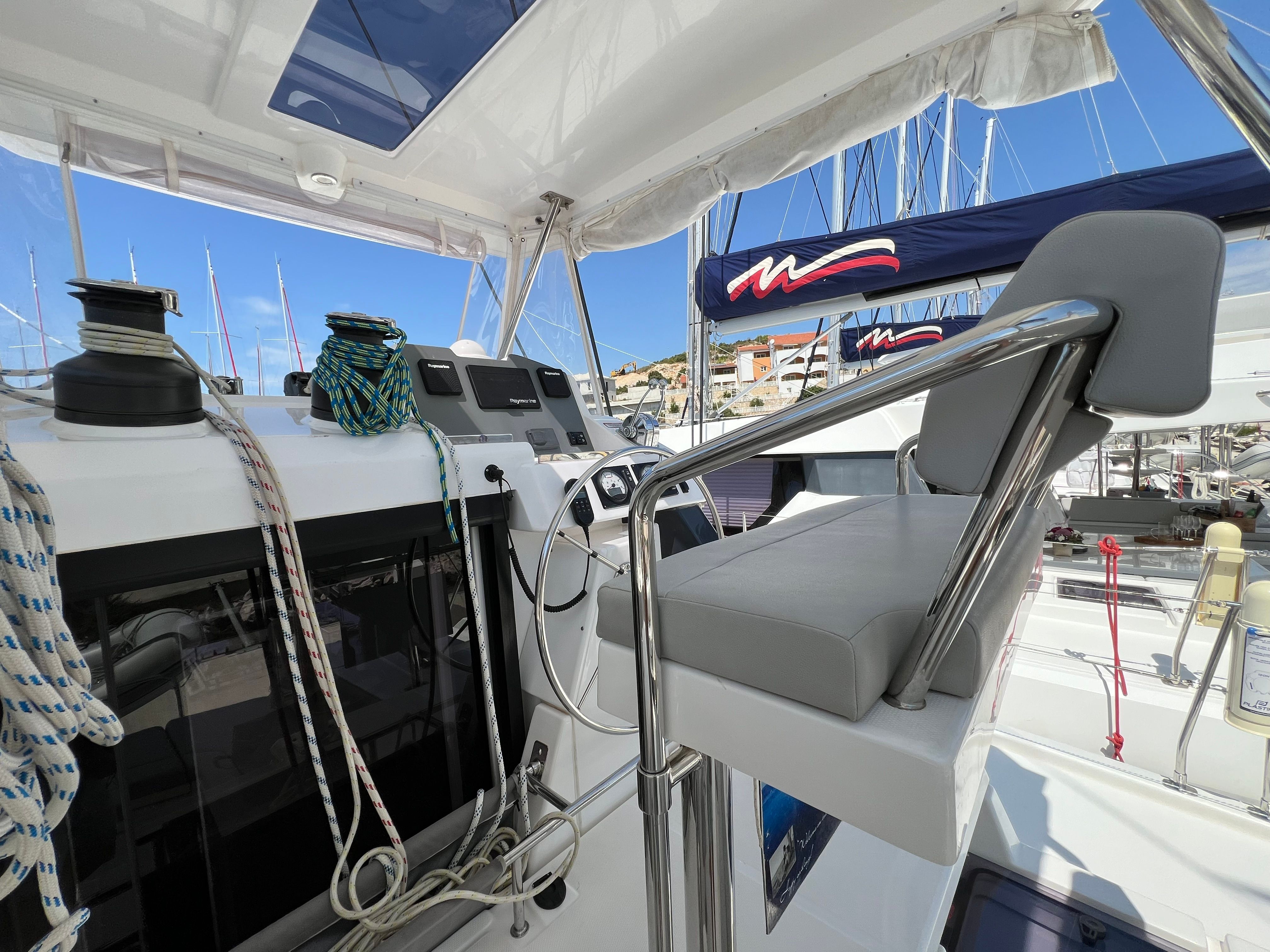 Leopard 50 | Moorings 22