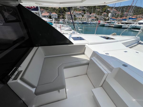 Leopard 50 | Moorings 22