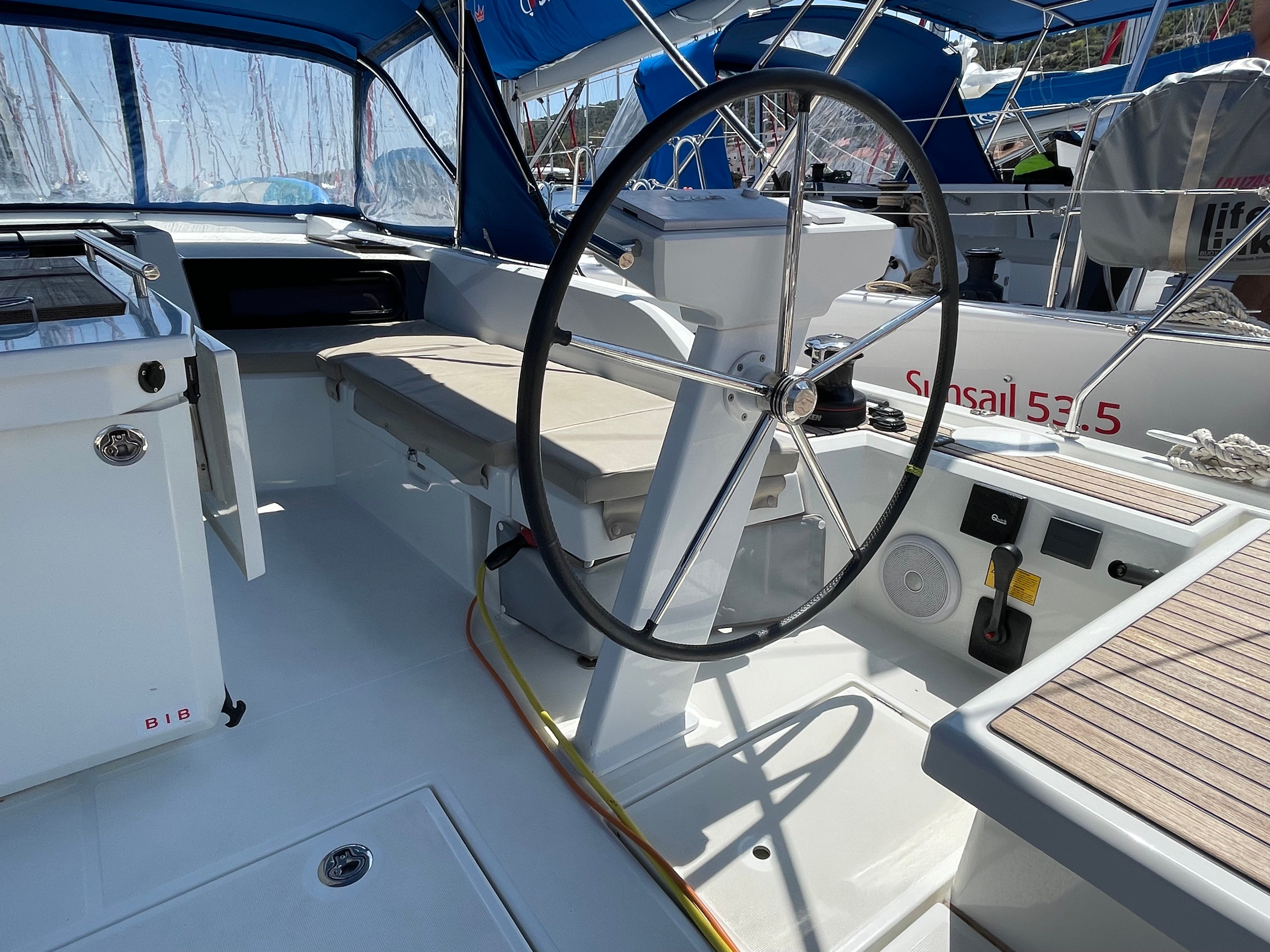 Beneteau Oceanis 46.1 | Sunsail 22