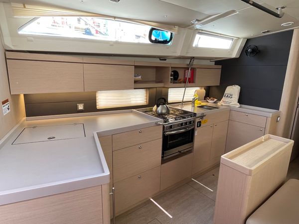 Beneteau Oceanis 46.1 | Sunsail 22