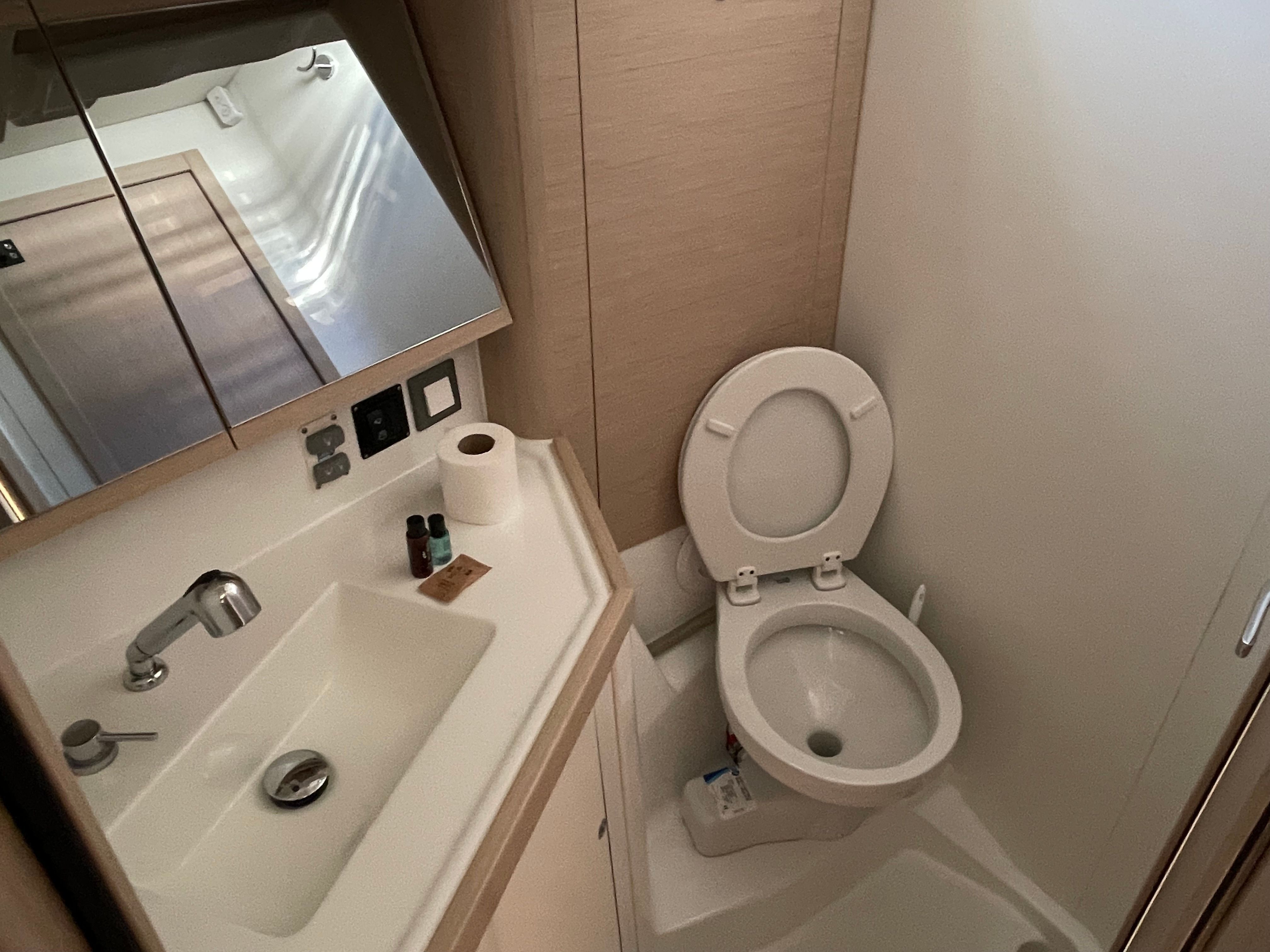 Beneteau Oceanis 46.1 | Sunsail 22