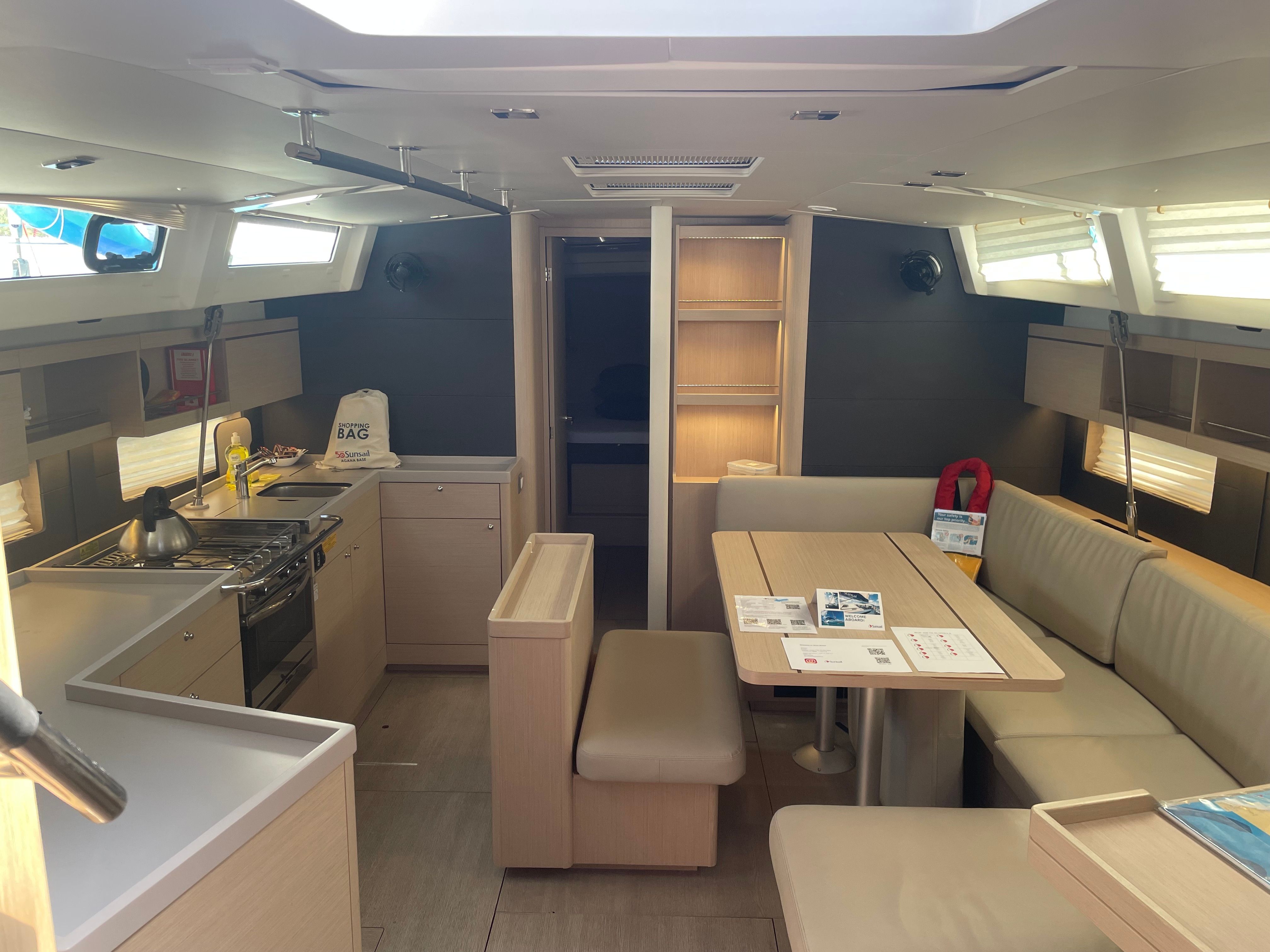 Beneteau Oceanis 46.1 | Sunsail 22