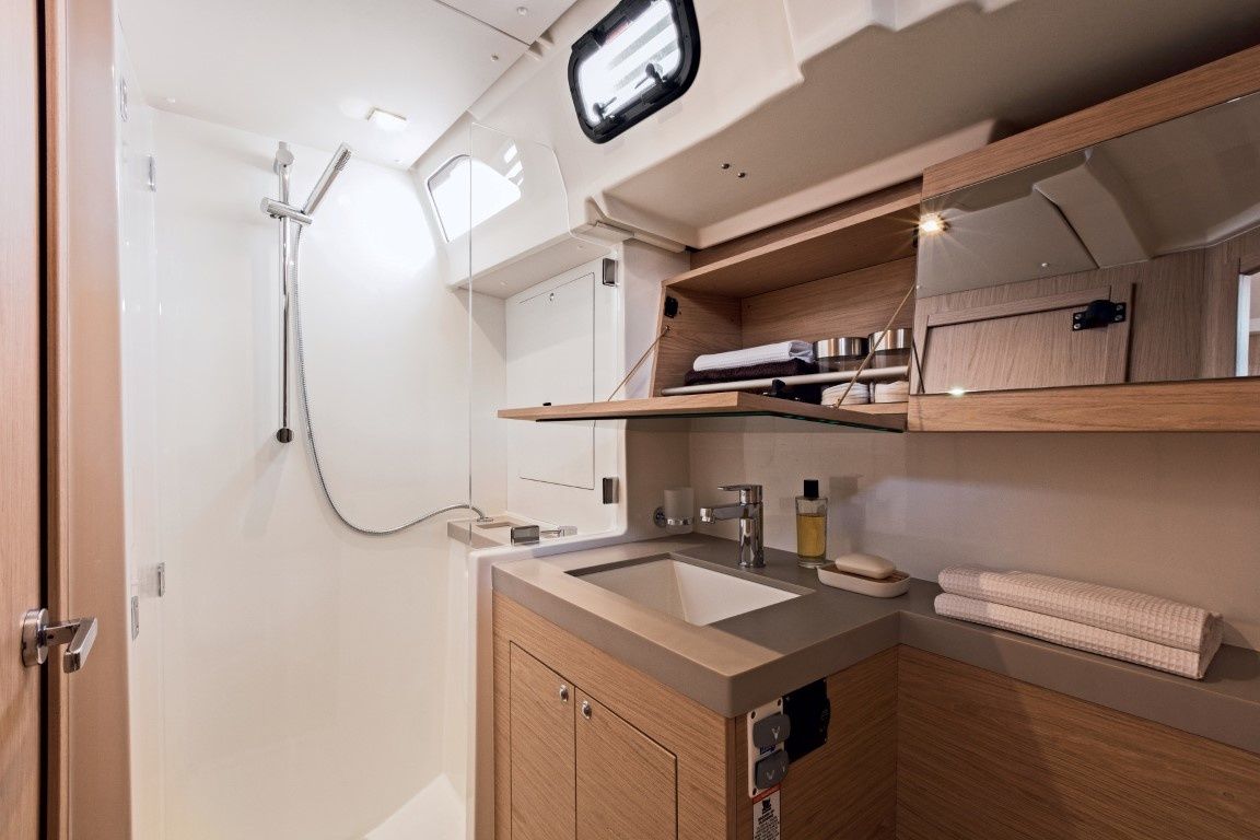 Beneteau Oceanis 51 | Sunsail 22