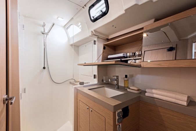 Beneteau Oceanis 51 | Sunsail 22