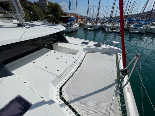 Leopard 42 | Sunsail 22