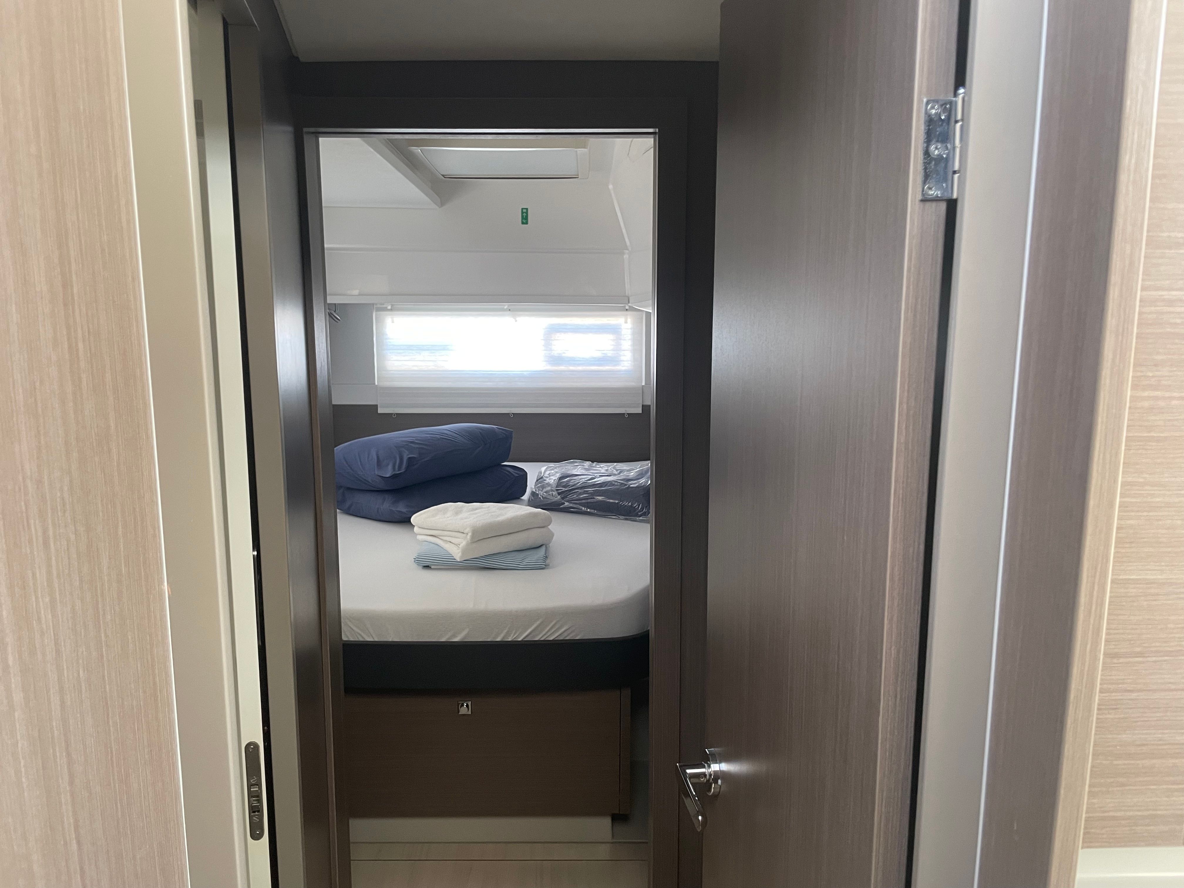 Leopard 42 | Sunsail 22