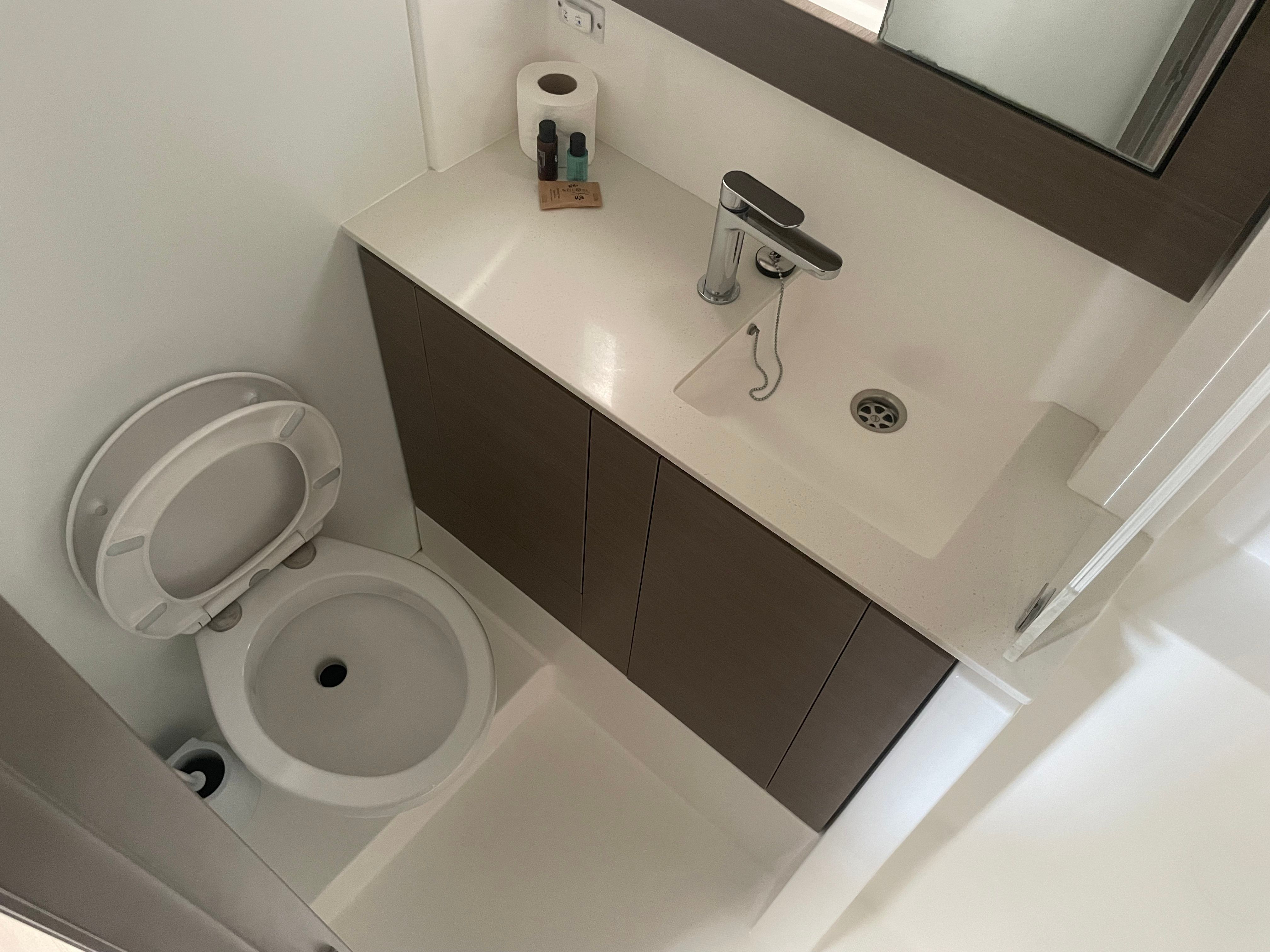 Leopard 42 | Sunsail 22