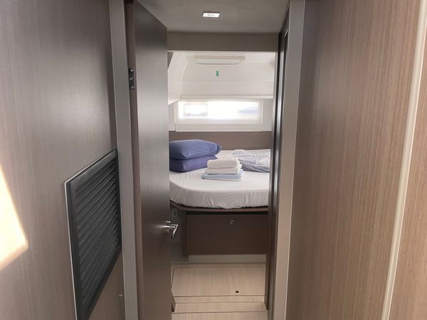 Leopard 42 | Sunsail 22