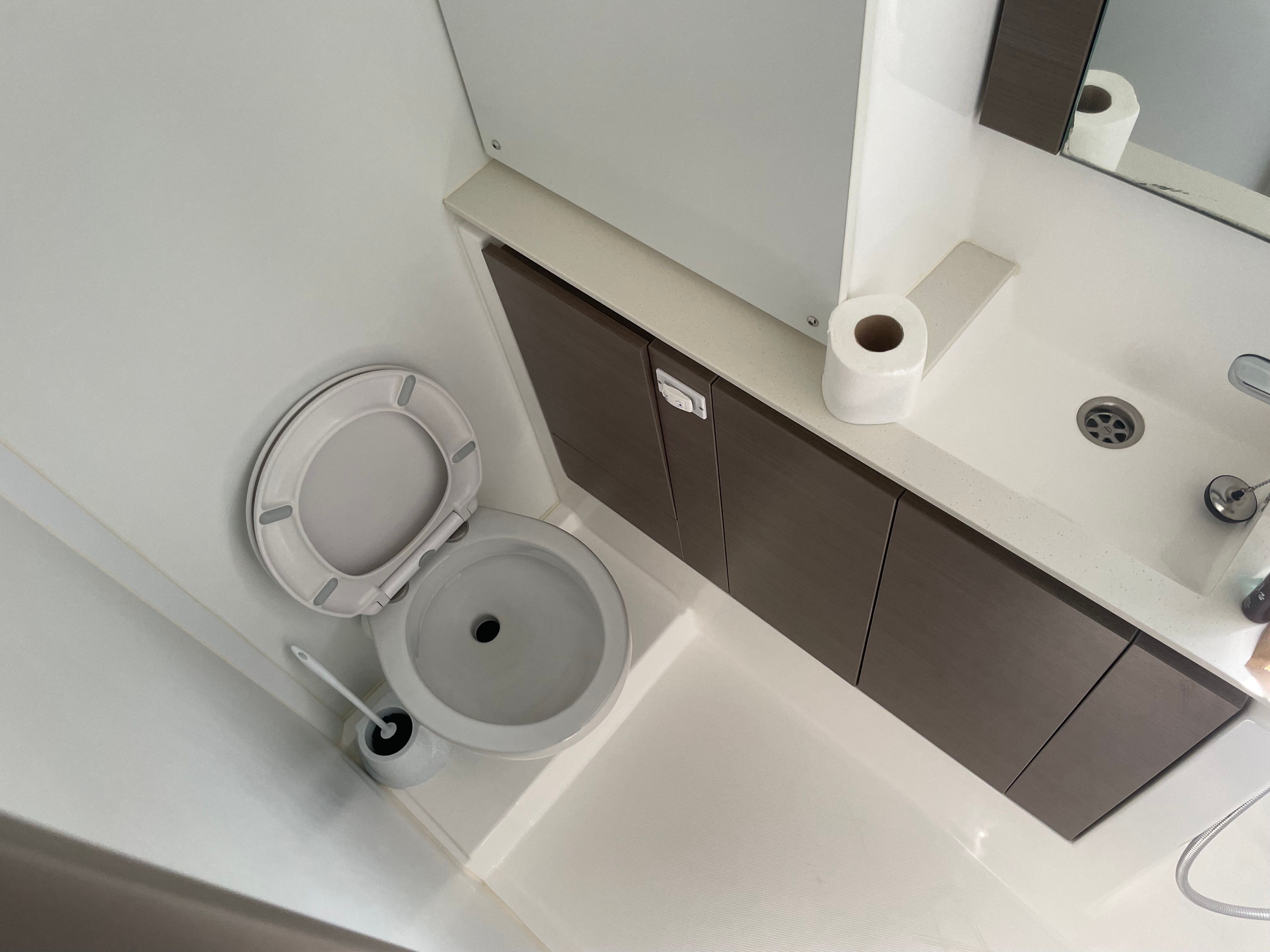 Leopard 42 | Sunsail 22