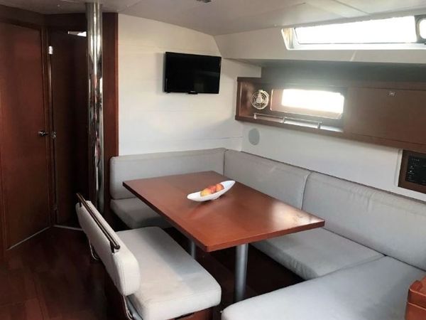 Beneteau Oceanis 45 | Pomerol