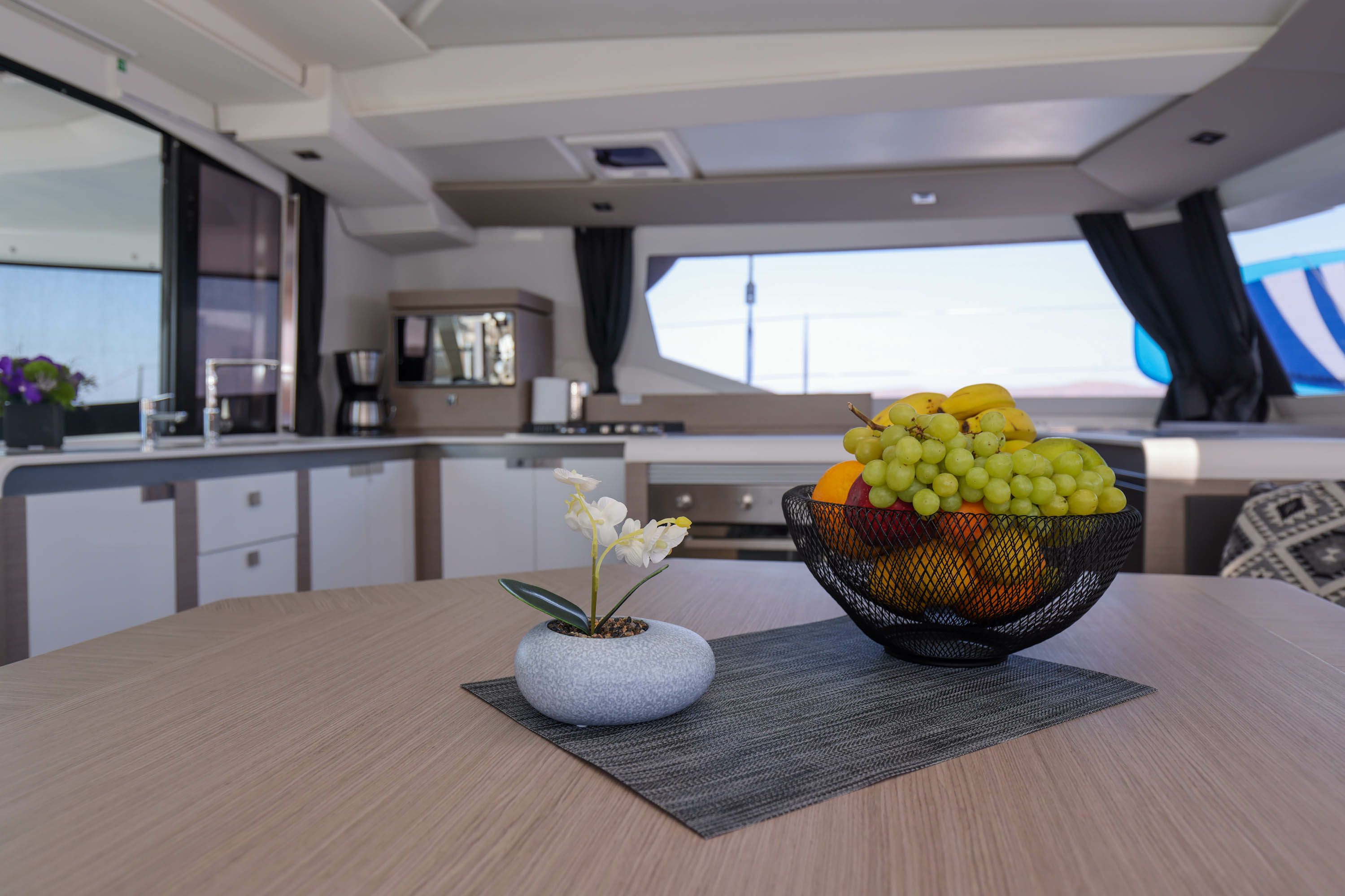 Fountaine Pajot Tanna 47 | Aquarella