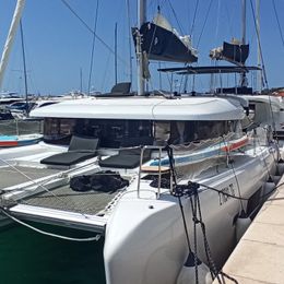 Lagoon 42 | Nera