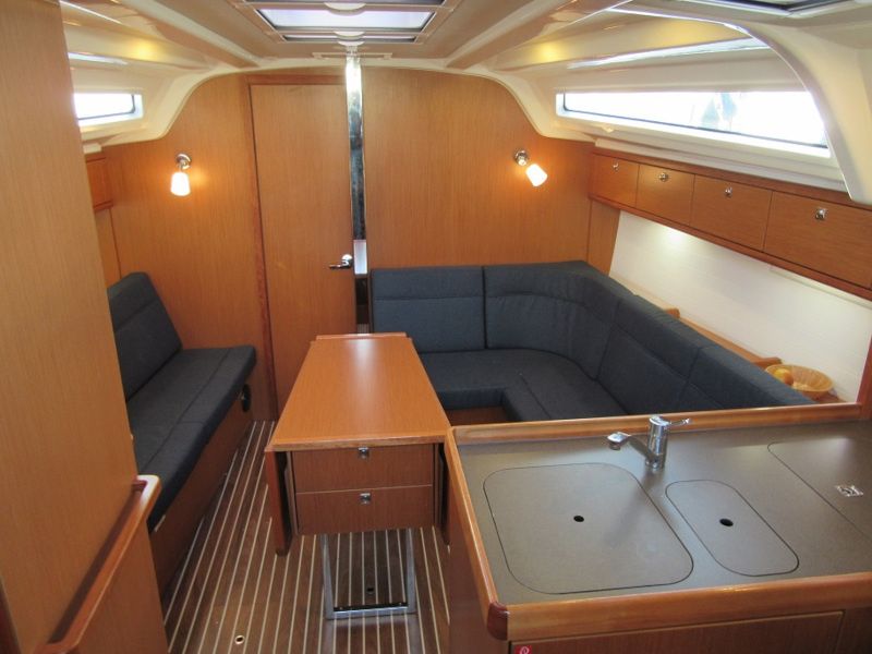 Bavaria Cruiser 37 | Flinx