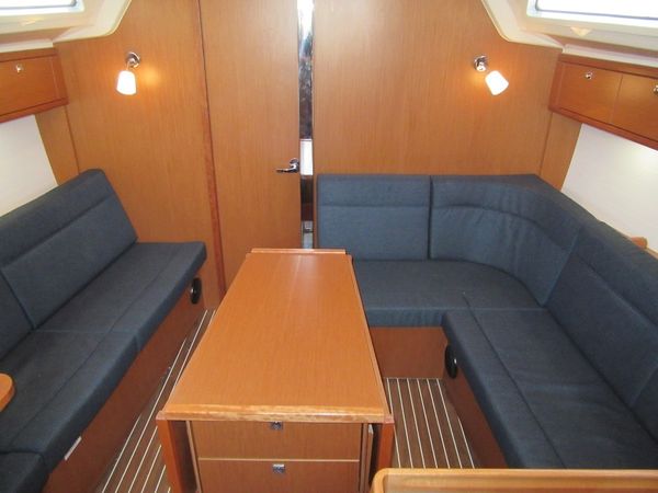 Bavaria Cruiser 37 | Flinx