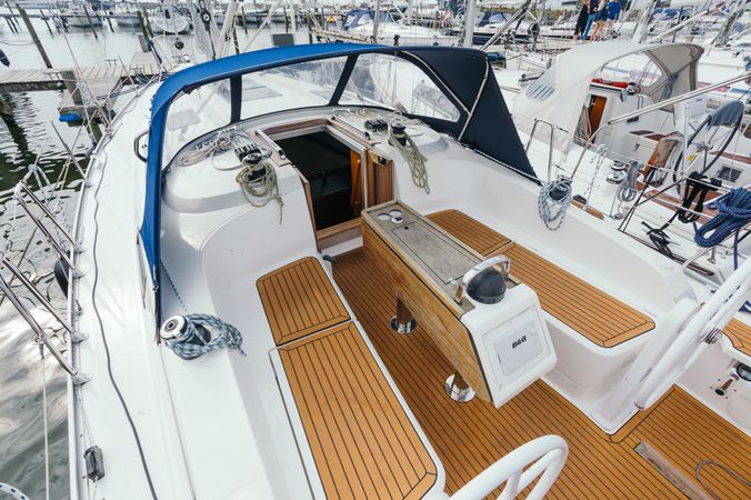 Bavaria Cruiser 37 | Coachina