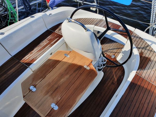 Bavaria Cruiser 37 | Joy