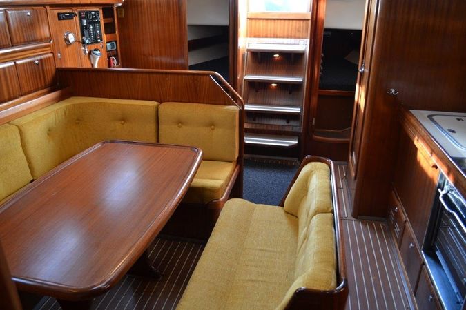 Bavaria 42 Cruiser | Aquarius