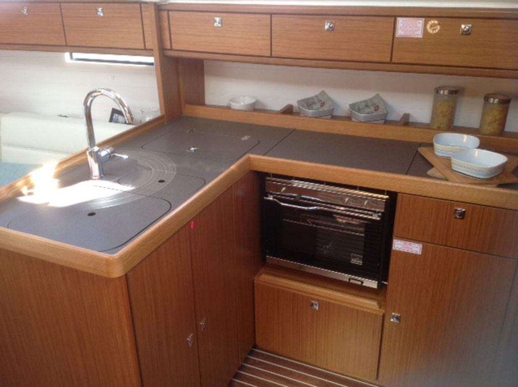 Bavaria Cruiser 37 | Ánemos