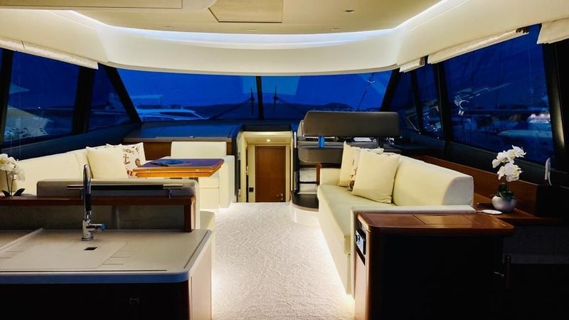 Prestige 550 Fly | Rock