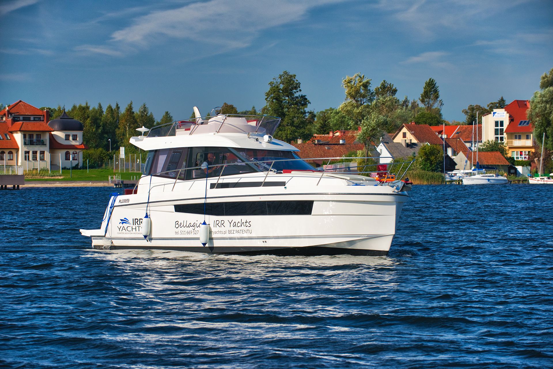 Platinum 989 Flybridge | Bellagio