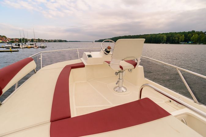 Platinum 989 Flybridge | Bellagio
