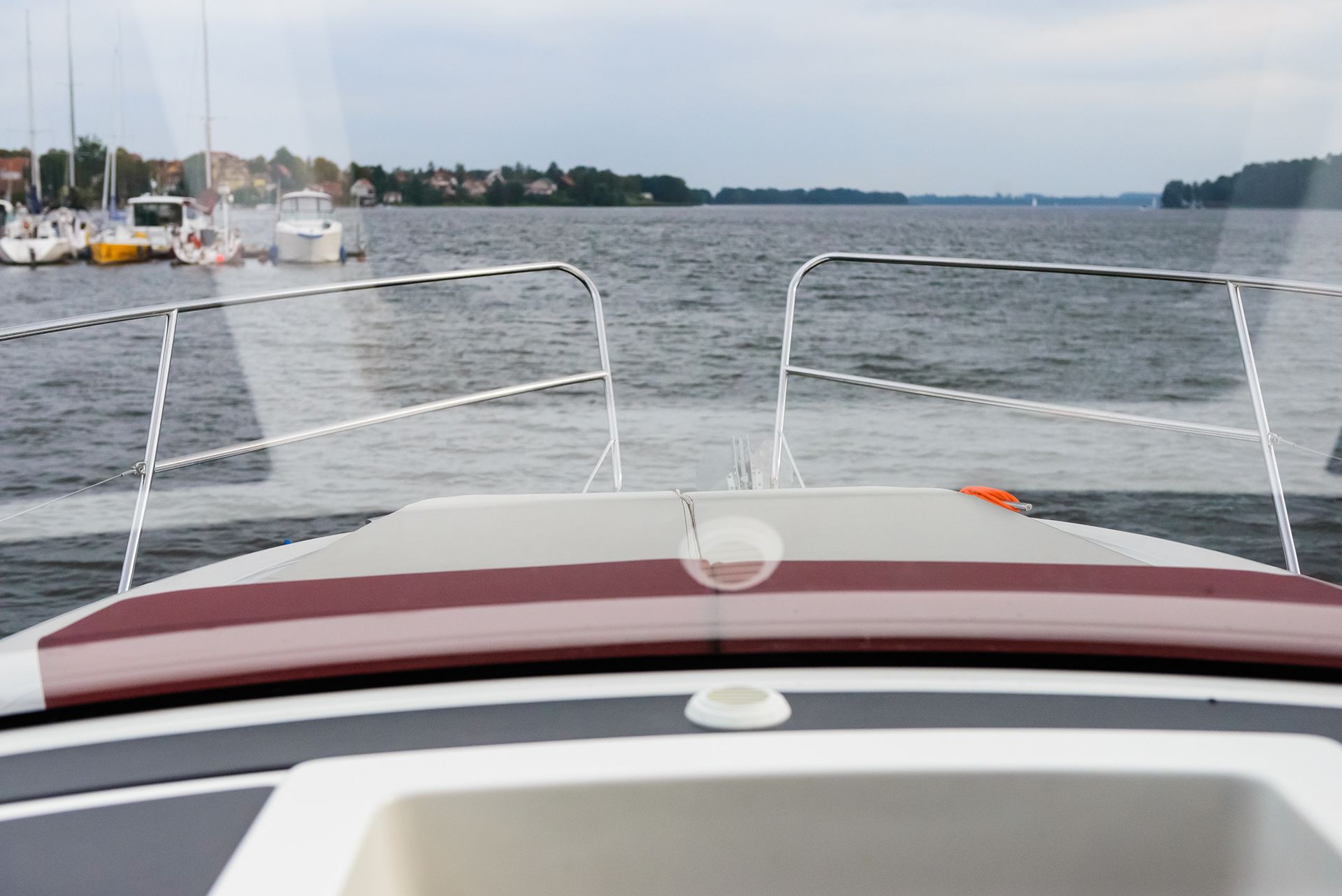 Platinum 989 Flybridge | Bellagio