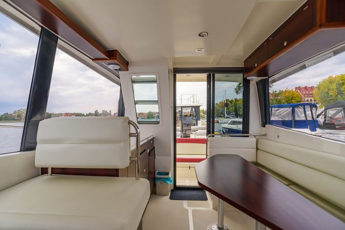 Platinum 989 Flybridge | Bellagio