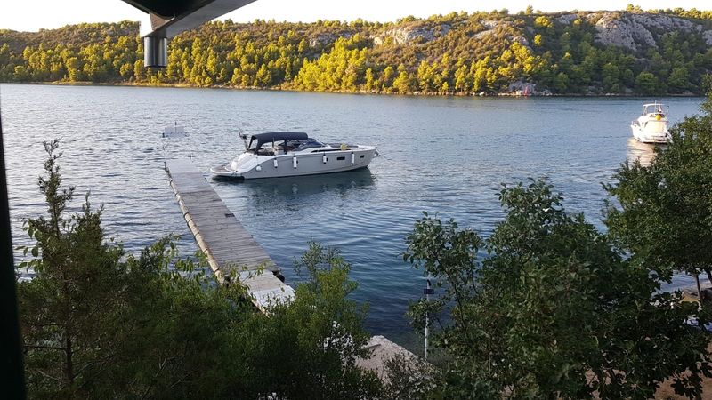 Bavaria Deep Blue 46 | La Onda