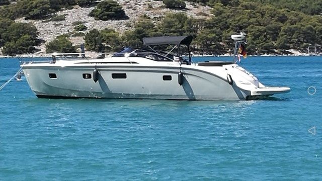 Bavaria Deep Blue 46 | La Onda