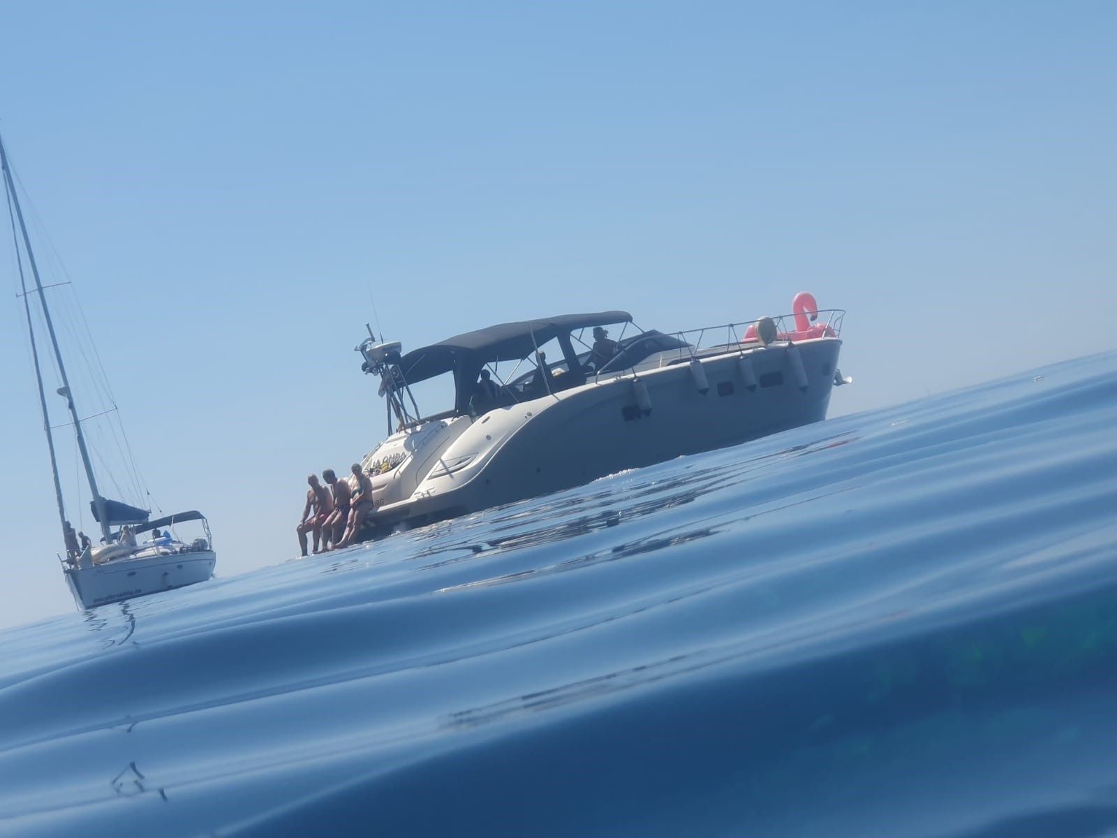 Bavaria Deep Blue 46 | La Onda