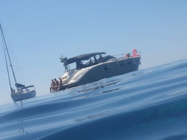 Bavaria Deep Blue 46 | La Onda