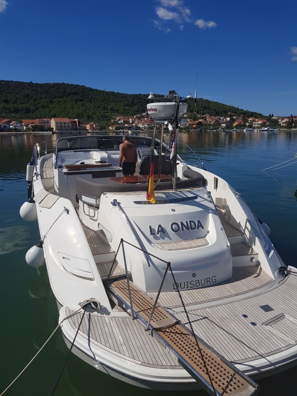 Bavaria Deep Blue 46 | La Onda